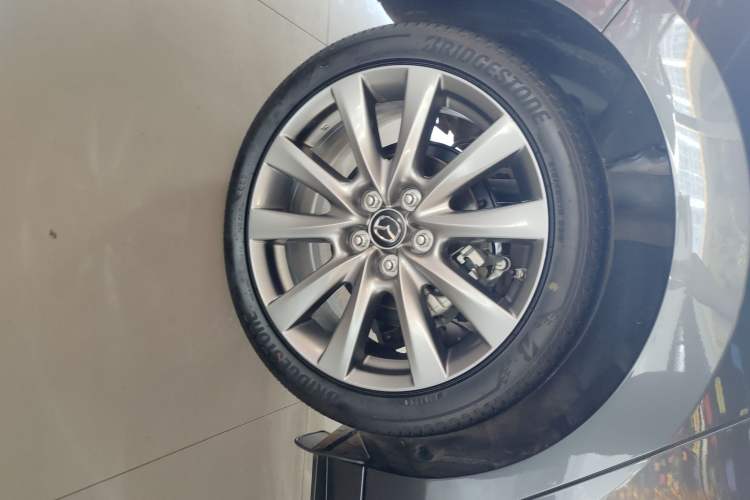 Used Mazda 3 Axela 2023 2.0L Automatic ZhiZhen Edition Right Rear Wheel Hub