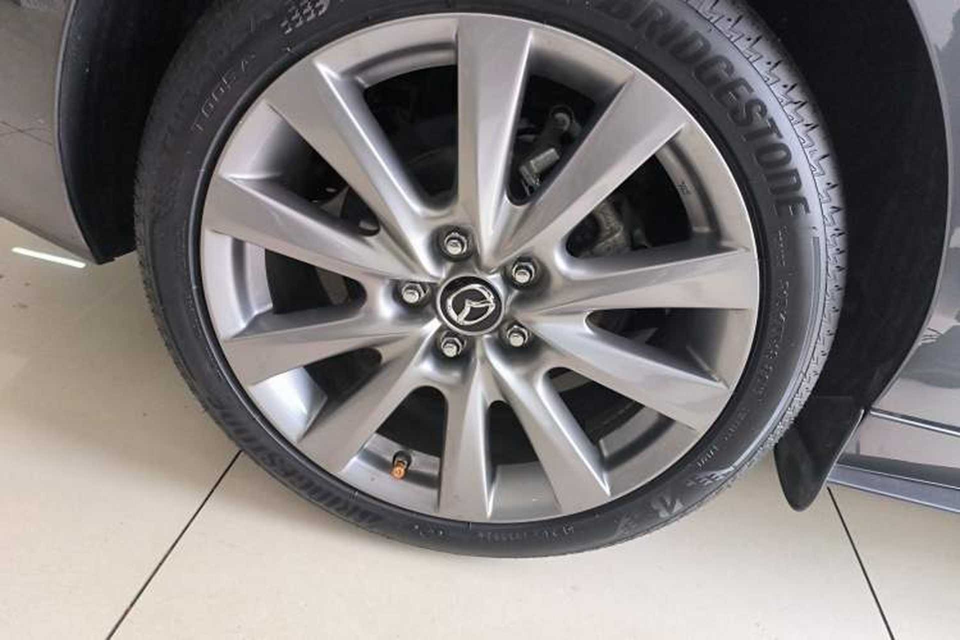 Used Mazda 3 Axela 2023 2.0L Automatic Zhiqing Edition Right Rear Wheel Hub