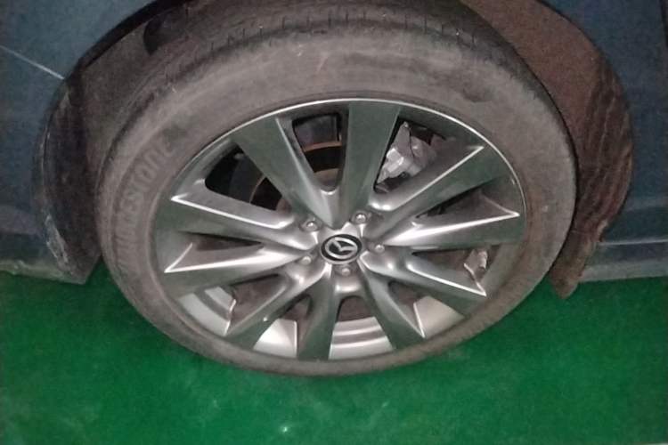Used Mazda 3 Axela 2023 2.0L Automatic Zhiya Edition Right Rear Wheel Hub