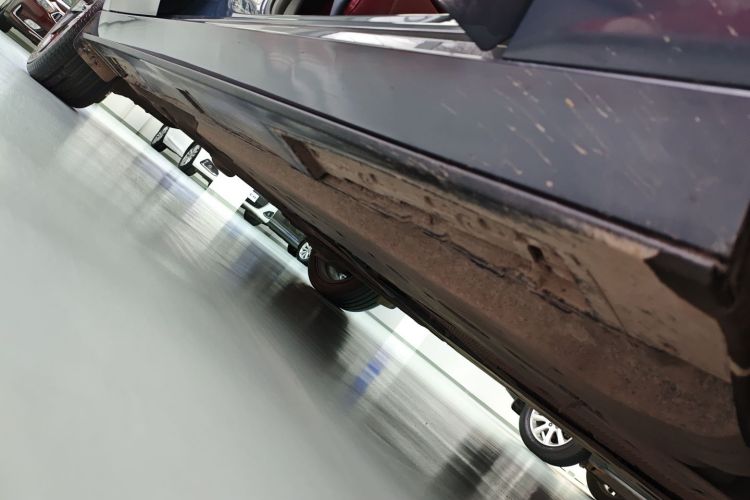 Used Mazda 3 Axela 2023 2.0L Automatic ZhiXuan Edition Right Side Sill
