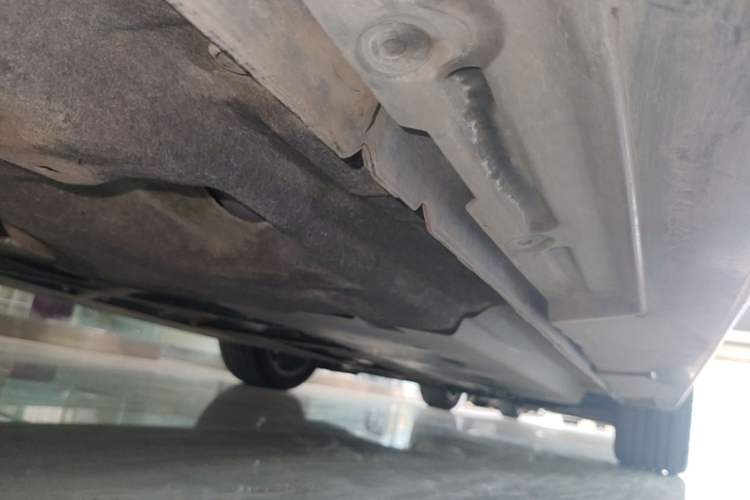 Used Mazda 3 Axela 2023 2.0L Automatic ZhiZhen Edition Right Side Sill