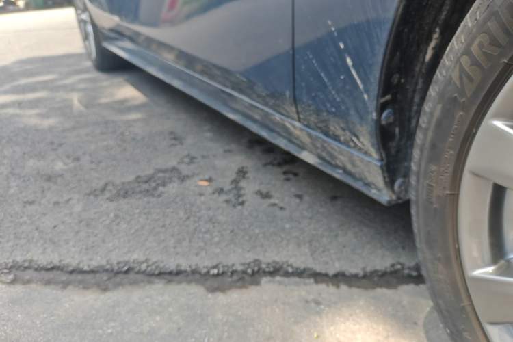 Used Mazda 3 Axela 2023 2.0L Automatic ZhiZhen Edition Right Side Sill