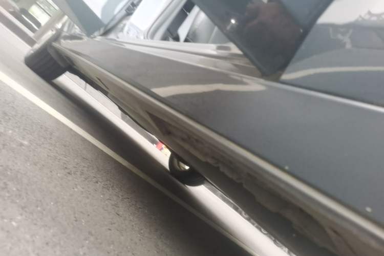 Used Mazda 3 Axela 2023 2.0L Automatic ZhiZhen Edition Right Side Sill