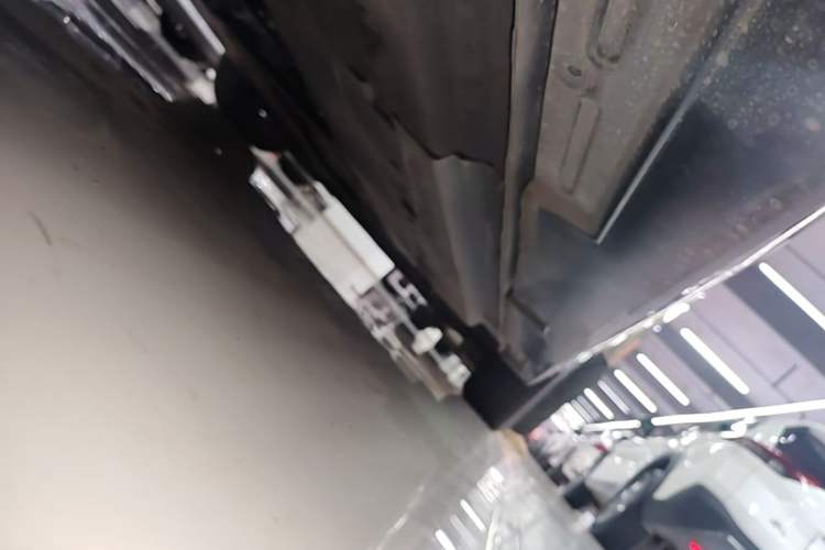 Used Mazda 3 Axela 2023 2.0L Automatic Zhiqing Edition Right Side Sill