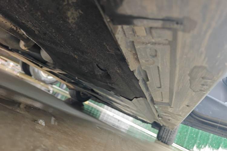 Used Mazda 3 Axela 2023 2.0L Automatic Zhiqing Edition Right Side Sill