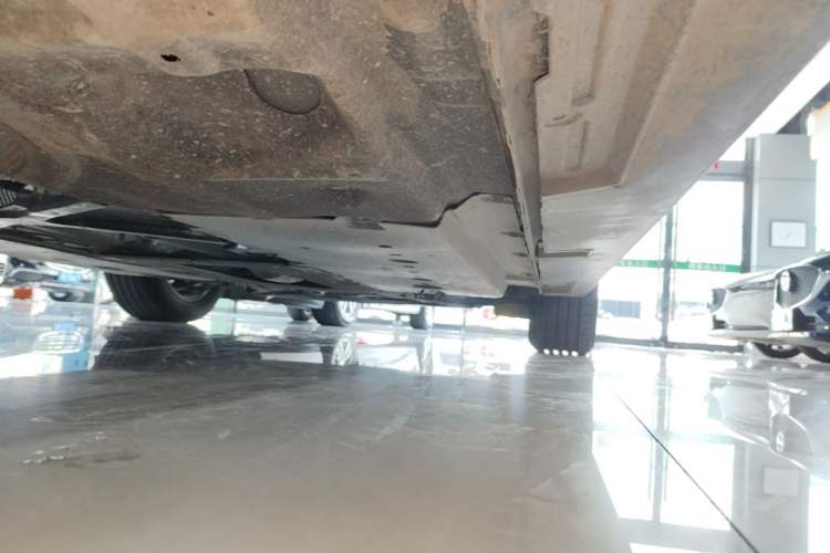 Used Mazda 3 Axela 2023 1.5L Manual ZhiMei Edition Right Side Sill