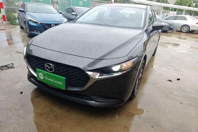 Ojetý Mazda 3 Axela 2023 2.0L Automatic Zhiqing Edition