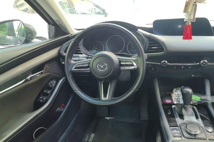 Used Mazda 3 Axela 2023 2.0L Automatic ZhiXuan Edition Steering Wheel