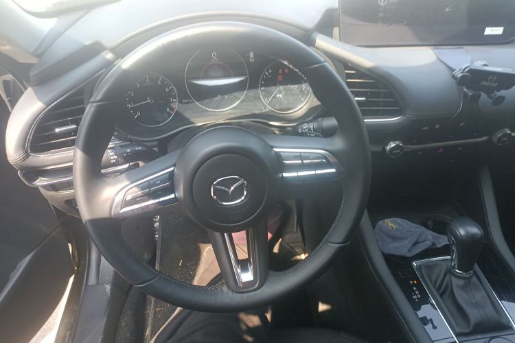 Used Mazda 3 Axela 2023 2.0L Automatic ZhiXuan Edition Steering Wheel