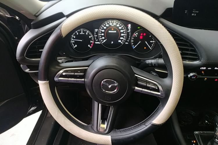 Used Mazda 3 Axela 2023 2.0L Automatic ZhiXuan Edition Steering Wheel