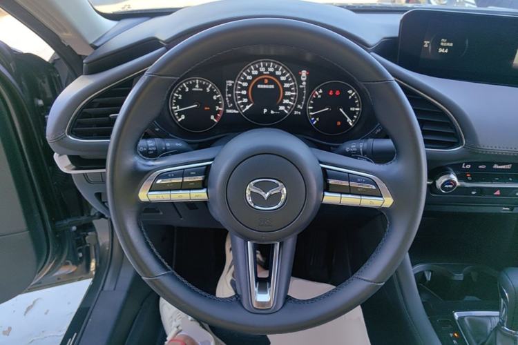 Used Mazda 3 Axela 2023 2.0L Automatic ZhiXuan Edition Steering Wheel