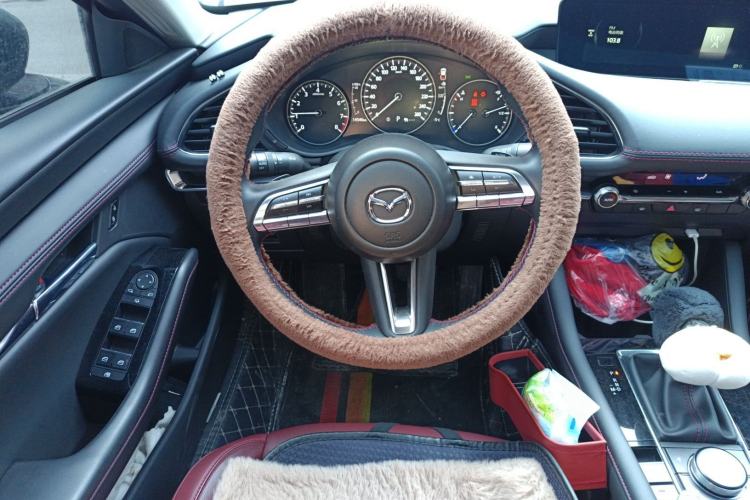 Used Mazda 3 Axela 2023 2.0L Automatic ZhiZhen Edition Steering Wheel