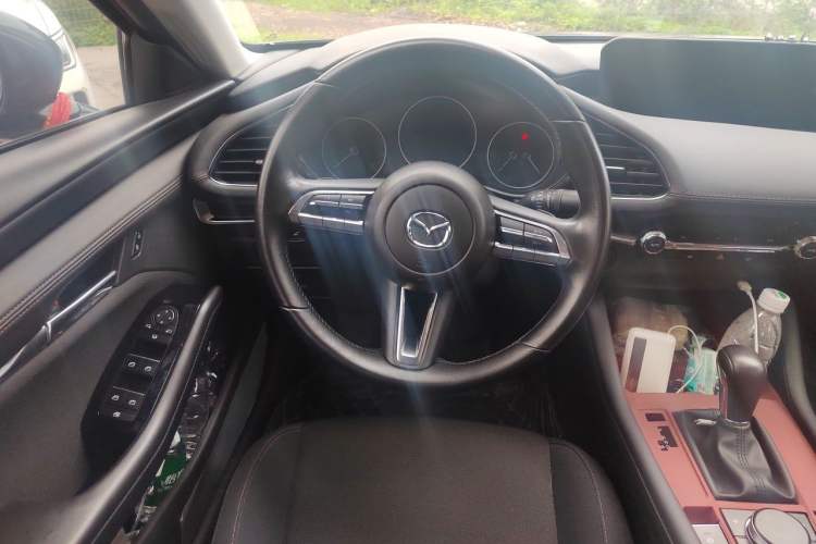 Used Mazda 3 Axela 2023 2.0L Automatic ZhiXuan Edition Steering Wheel