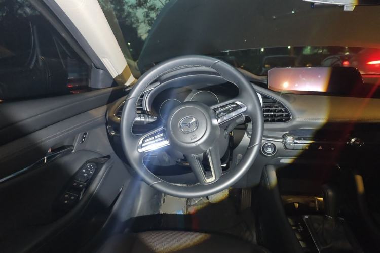 Used Mazda 3 Axela 2023 2.0L Automatic ZhiZhen Edition Steering Wheel