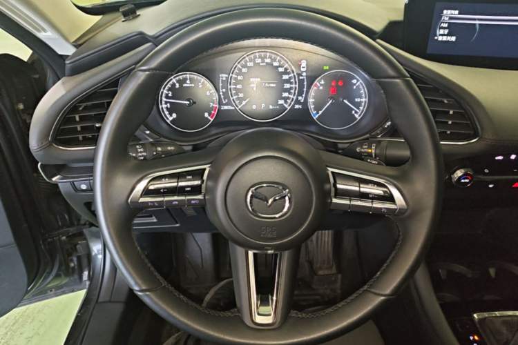 Used Mazda 3 Axela 2023 2.0L Automatic Zhiya Edition Steering Wheel