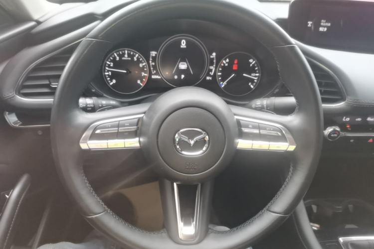 Used Mazda 3 Axela 2023 2.0L Automatic ZhiZhen Edition Steering Wheel