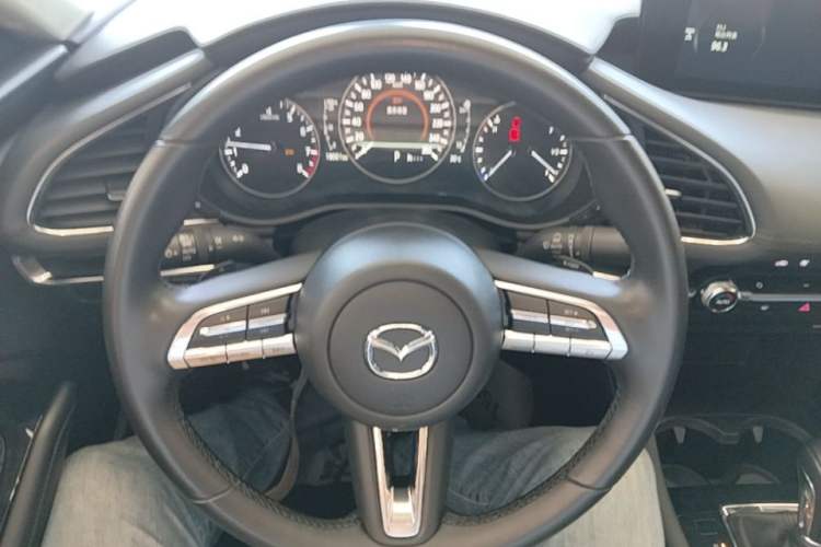 Used Mazda 3 Axela 2023 2.0L Automatic ZhiXuan Edition Steering Wheel