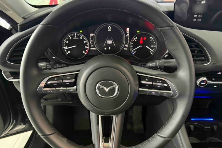 Used Mazda 3 Axela 2023 2.0L Automatic ZhiZhen Edition Steering Wheel
