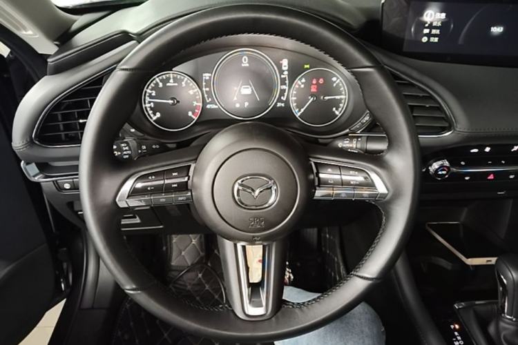 Used Mazda 3 Axela 2023 2.0L Automatic ZhiZhen Edition Steering Wheel