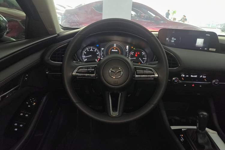 Used Mazda 3 Axela 2023 2.0L Automatic ZhiXuan Edition Steering Wheel