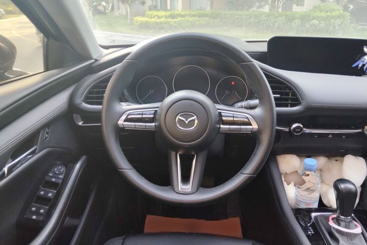 Used Mazda 3 Axela 2023 2.0L Automatic ZhiXuan Edition Steering Wheel