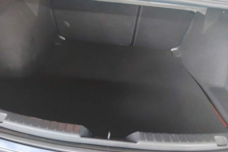 Used Mazda 3 Axela 2023 2.0L Automatic ZhiZhen Edition Trunk