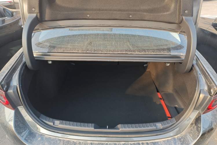 Used Mazda 3 Axela 2023 2.0L Automatic Zhiyao Edition Trunk