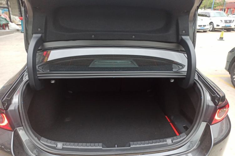 Used Mazda 3 Axela 2023 2.0L Automatic ZhiZhen Edition Trunk