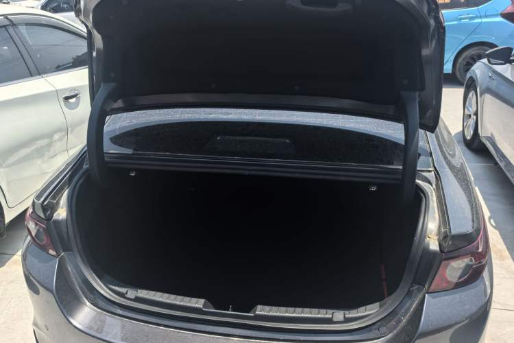 Used Mazda 3 Axela 2023 2.0L Automatic ZhiXuan Edition Trunk