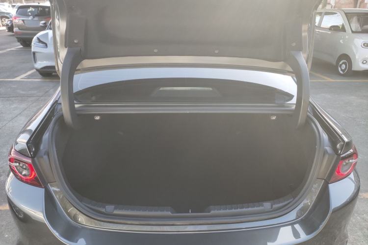 Used Mazda 3 Axela 2023 2.0L Automatic ZhiZhen Edition Trunk