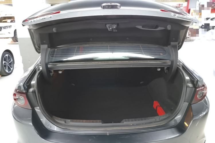 Used Mazda 3 Axela 2023 2.0L Automatic Zhiyao Edition Trunk