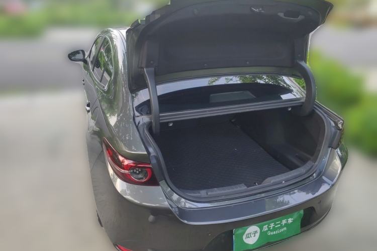 Used Mazda 3 Axela 2023 2.0L Automatic ZhiZhen Edition Trunk