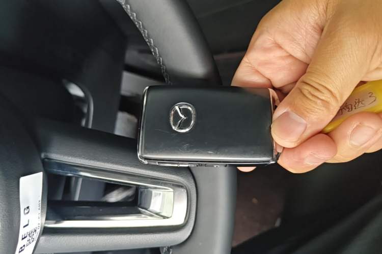 Used Mazda 3 Axela 2023 2.0L Automatic Zhiya Edition Vehicle Key