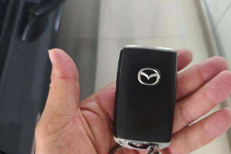 Used Mazda 3 Axela 2023 2.0L Automatic ZhiZhen Edition Vehicle Key