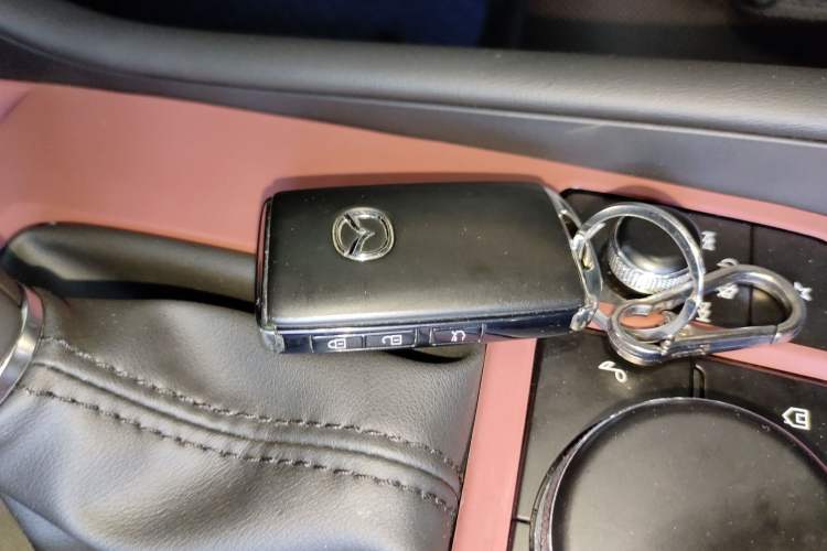Used Mazda 3 Axela 2023 2.0L Automatic ZhiZhen Edition Vehicle Key
