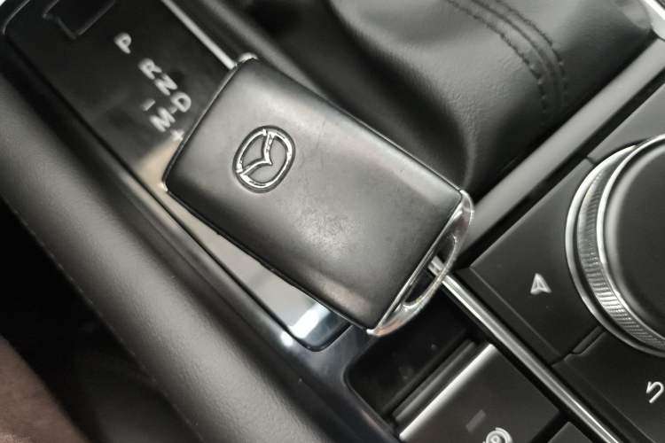 Used Mazda 3 Axela 2023 2.0L Automatic ZhiZhen Edition Vehicle Key