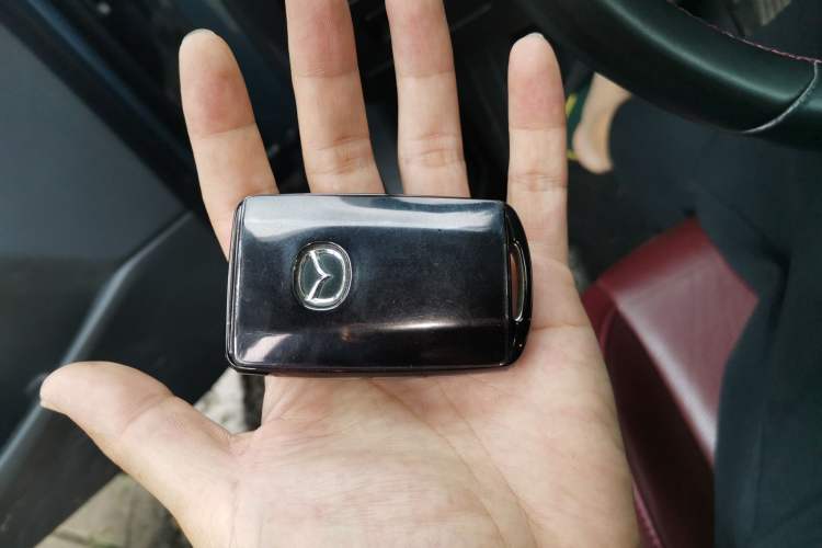 Used Mazda 3 Axela 2023 2.0L Automatic Zhiya Edition Vehicle Key