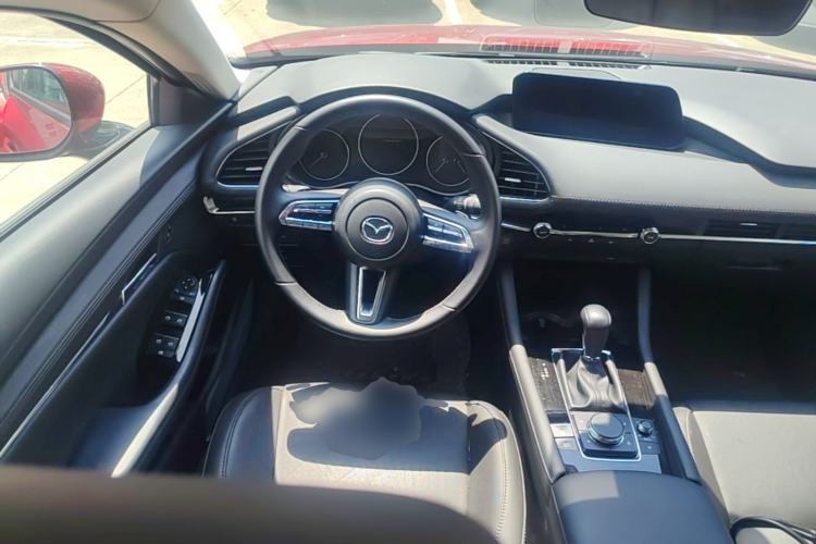 Used Mazda 3 Axela 2023 2.0L Automatic ZhiZhen Edition Steering Wheel
