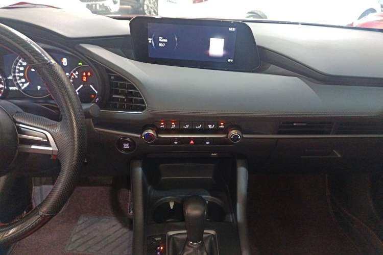 Used Mazda 3 Axela 2023 2.0L Automatic Zhiqing Edition Audio And AC Panel