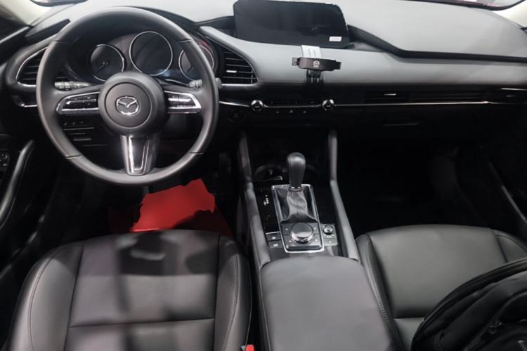 Used Mazda 3 Axela 2023 2.0L Automatic ZhiZhen Edition Center Console