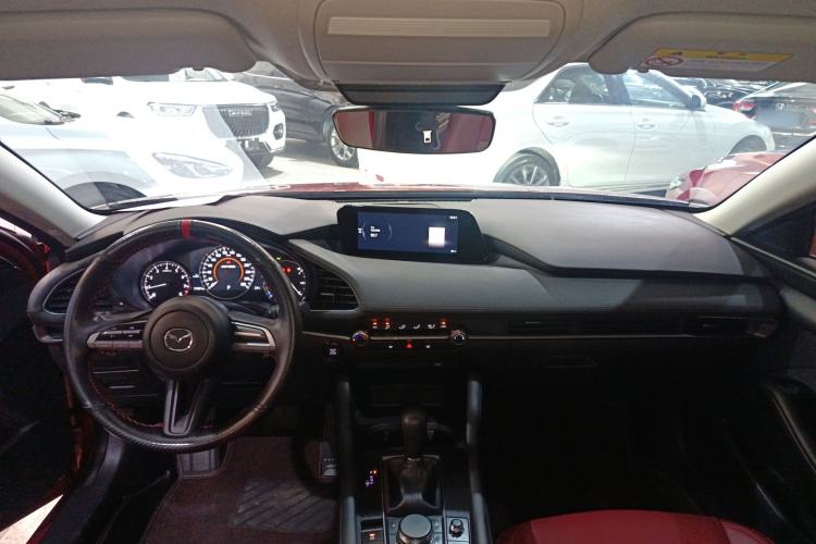 Used Mazda 3 Axela 2023 2.0L Automatic Zhiqing Edition Center Console