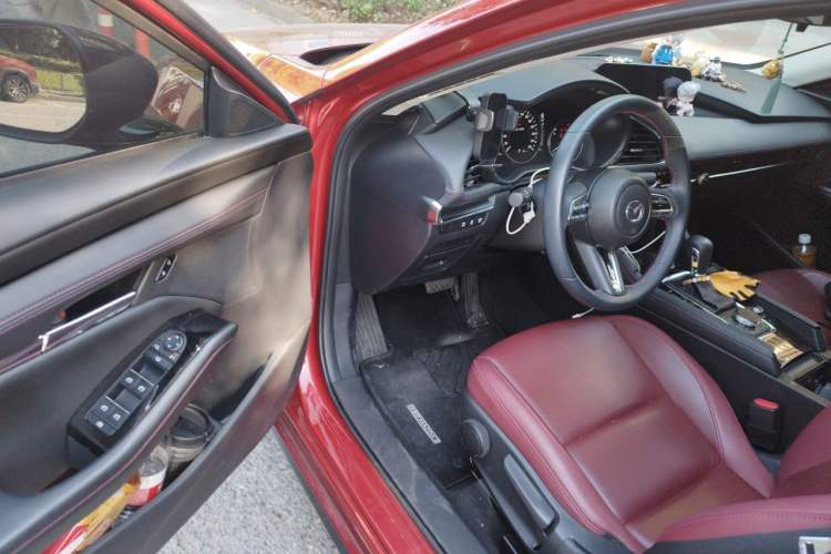 Used Mazda 3 Axela 2023 2.0L Automatic Zhiya Edition Driver Seat