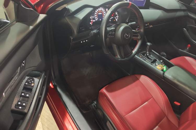 Used Mazda 3 Axela 2023 2.0L Automatic Zhiqing Edition Driver Seat