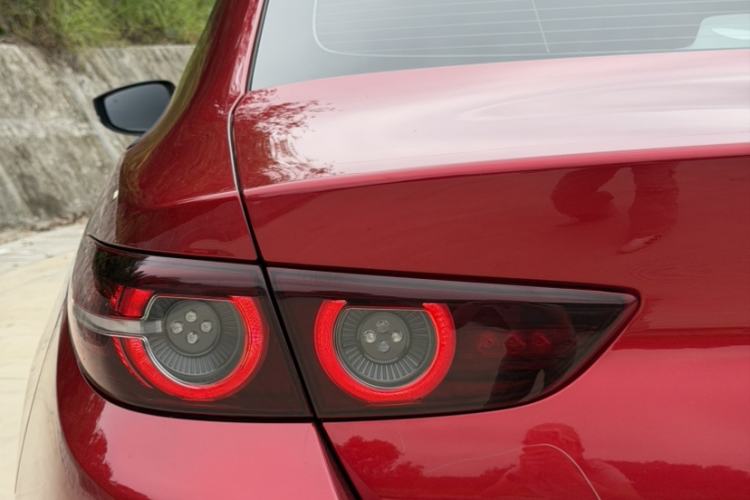 Used Mazda 3 Axela 2023 2.0L Automatic Zhiyao Edition Exterior 3