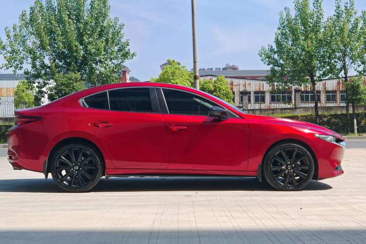 Used Mazda 3 Axela 2023 2.0L Automatic Zhiyao Edition Exterior 5