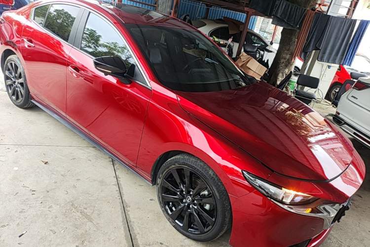 Used Mazda 3 Axela 2023 2.0L Automatic ZhiZhen Edition Front Right 45 Deg