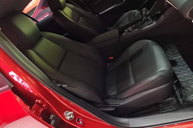 Used Mazda 3 Axela 2023 2.0L Automatic Zhiya Edition Interior 2