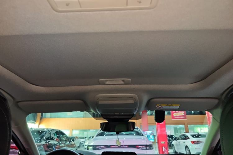 Used Mazda 3 Axela 2023 2.0L Automatic Zhiya Edition Interior 5