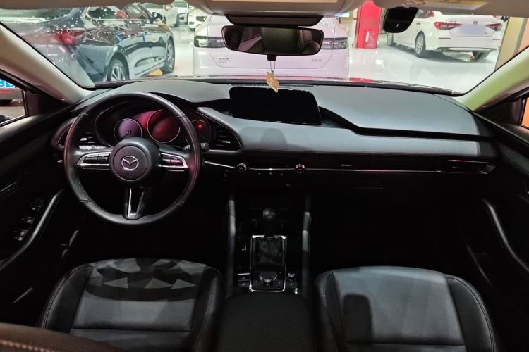 Used Mazda 3 Axela 2023 2.0L Automatic Zhiya Edition Interior 6