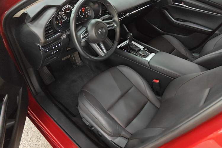 Used Mazda 3 Axela 2023 2.0L Automatic ZhiZhen Edition Left Front Seat